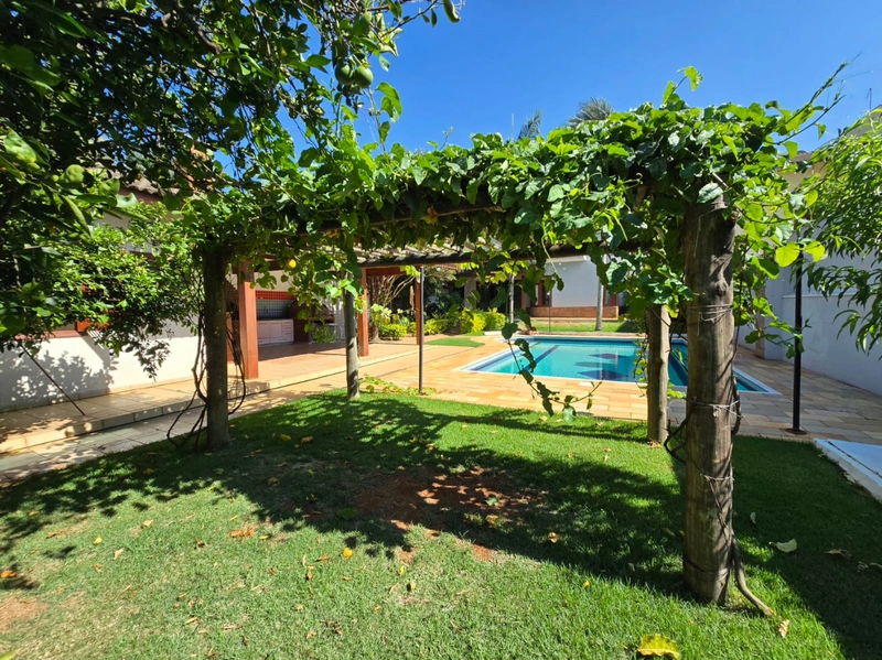 Casa para venda ou locação - no elegante Condomínio Bosque de Grevílea em Vinhed: 15ª foto da galeria de imagens do imóvel