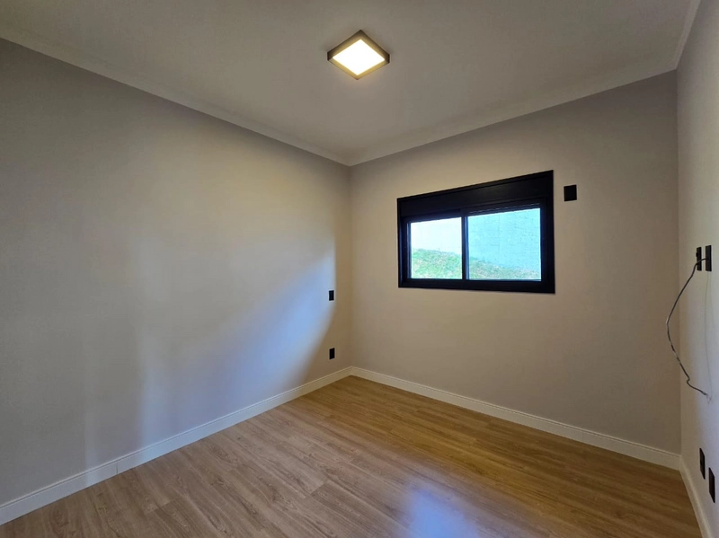Casa novíssima e térrea à venda no Residencial Villagio Paradiso – Itatiba: 4ª foto da galeria de imagens do imóvel