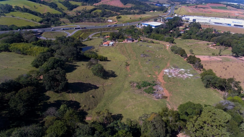 Venda Propriedade Rodovia Dom Pedro - Itatiba-SP. Sítio Espetacular à Venda com: 14ª foto da galeria de imagens do imóvel