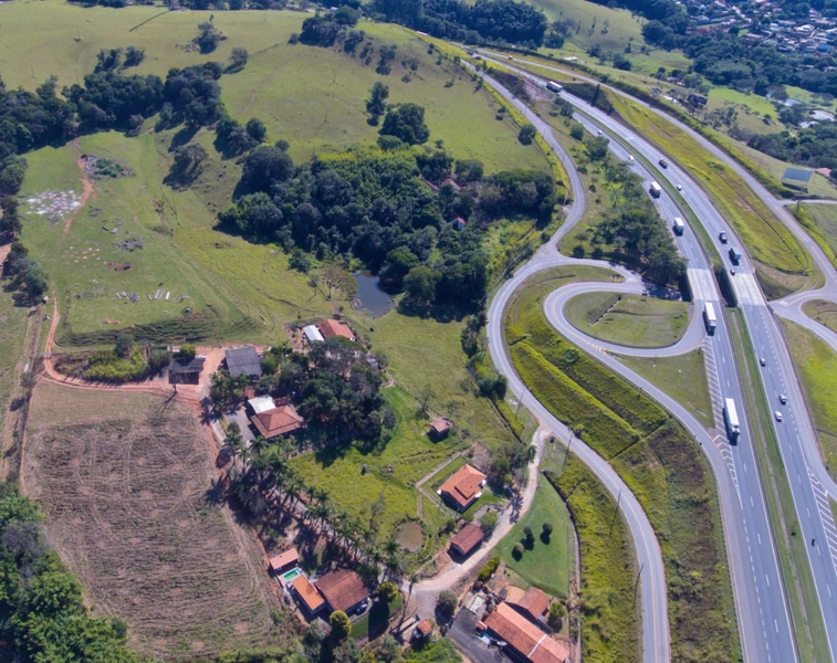 Venda Propriedade Rodovia Dom Pedro - Itatiba-SP. Sítio Espetacular à Venda com: 9ª foto da galeria de imagens do imóvel