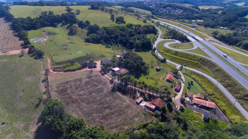 Venda Propriedade Rodovia Dom Pedro - Itatiba-SP. Sítio Espetacular à Venda com: 8ª foto da galeria de imagens do imóvel