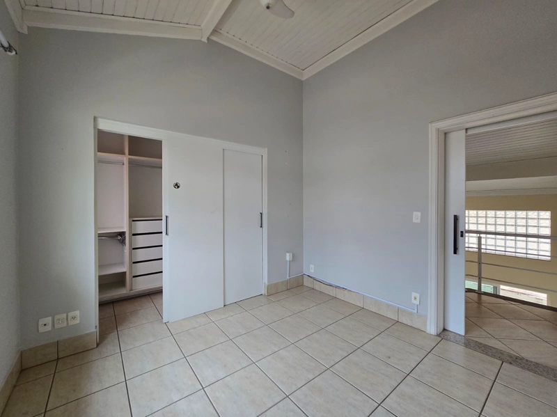 Casa charmosa para venda no Condomínio Villagio Capriccio em Louveira – divisa c: 27ª foto da galeria de imagens do imóvel