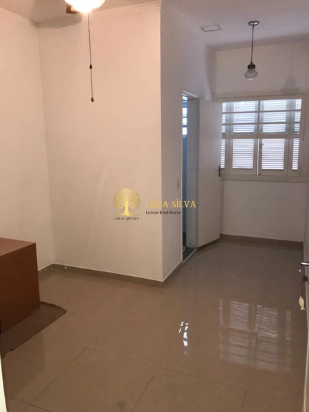 Sobrado Espaçoso à Venda na Vila Gumercindo: 13ª foto da galeria de imagens do imóvel