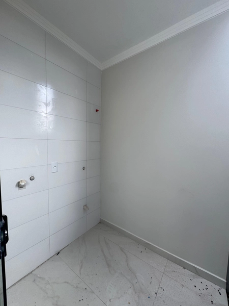 CASA DE ESQUINA EM TIJUCAS À VENDA: 5ª foto da galeria de imagens do imóvel