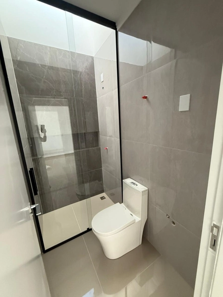 CASA À VENDA NO GALAPAGOS: 8ª foto da galeria de imagens do imóvel