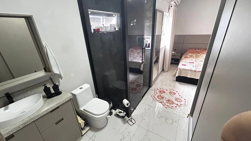 CASA INDIVIDUAL À VENDA EM TIJUCAS: 3ª foto da galeria de imagens do imóvel