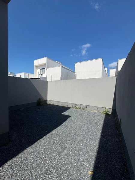 CASA À VENDA EM TIJUCAS: 4ª foto da galeria de imagens do imóvel