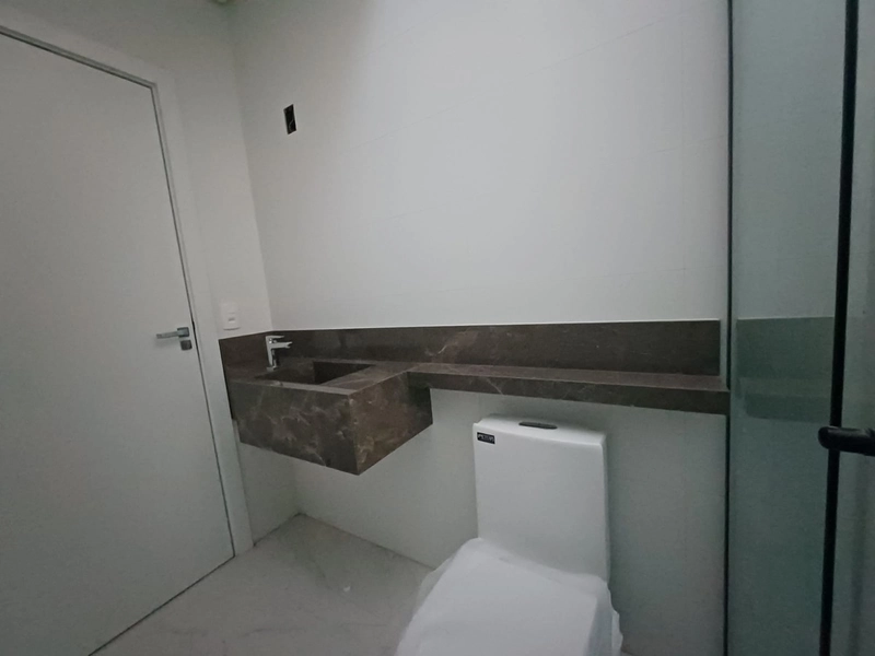 CASA COM 3 DORMITORIOS À VENDA EM TIJUCAS: 2ª foto da galeria de imagens do imóvel