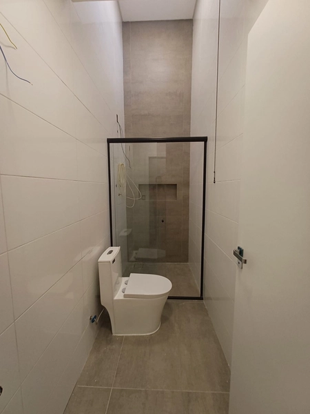 CASA COM 3 DORMITORIOS À VENDA EM TIJUCAS: 10ª foto da galeria de imagens do imóvel
