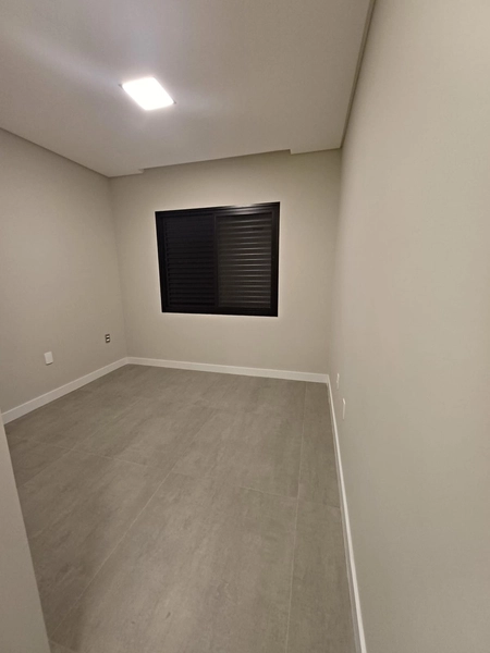 CASA COM 3 DORMITORIOS À VENDA EM TIJUCAS: 8ª foto da galeria de imagens do imóvel