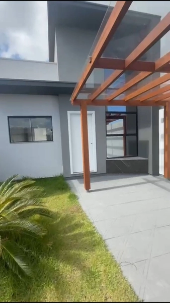 Sobrado com 3 dormitórios pronto para morar