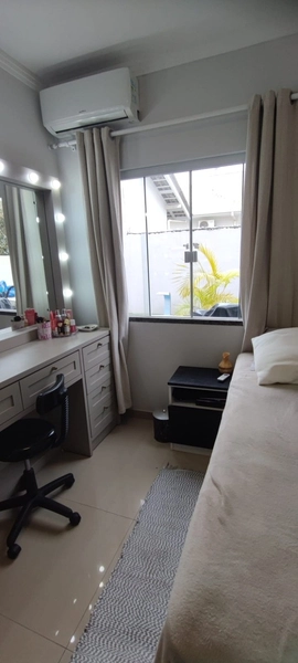 Linda casa de 3 quartos , piscina e ótima localização!: 26ª foto da galeria de imagens do imóvel