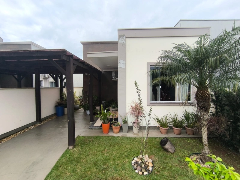 Linda casa de 3 quartos , piscina e ótima localização!: 6ª foto da galeria de imagens do imóvel