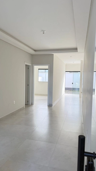 CASA À VENDA EM TIJUCAS: 2ª foto da galeria de imagens do imóvel