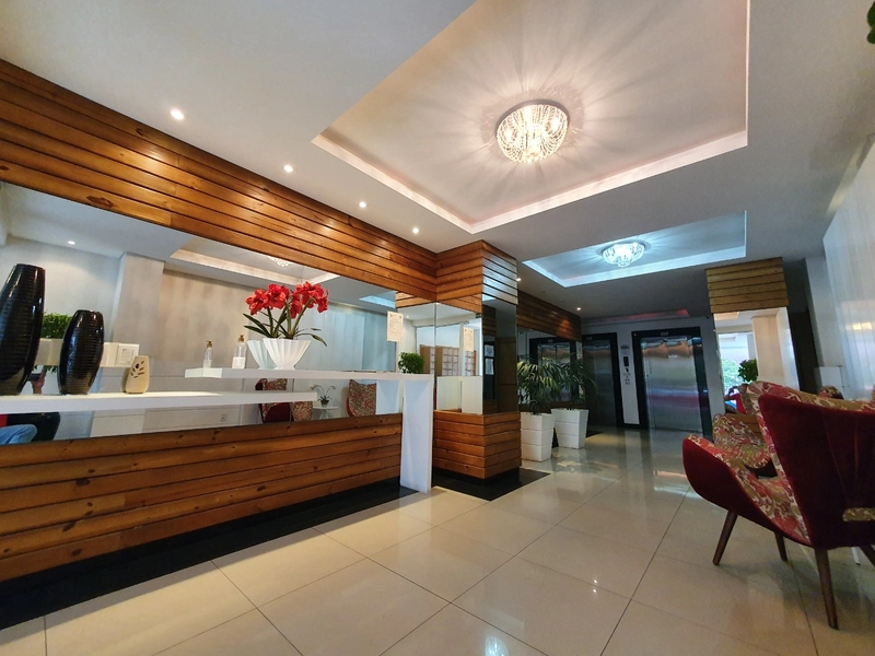 APTO 12° ANDAR 3 DORMS., 2 VAGAS ESTAC.,  DECORADO VISTA MAR: 2ª foto da galeria de imagens do imóvel