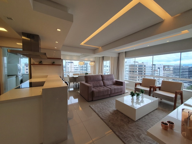 APTO 12° ANDAR 3 DORMS., 2 VAGAS ESTAC.,  DECORADO VISTA MAR: 1ª foto da galeria de imagens do imóvel