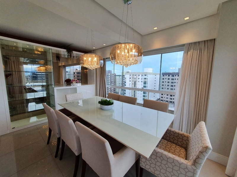 APTO 12° ANDAR 3 DORMS., 2 VAGAS ESTAC.,  DECORADO VISTA MAR: 5ª foto da galeria de imagens do imóvel