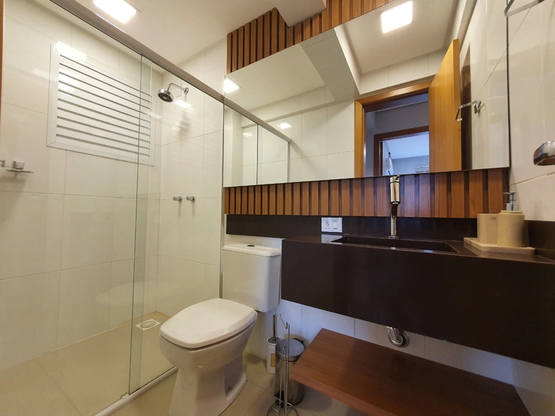 APTO 12° ANDAR 3 DORMS., 2 VAGAS ESTAC.,  DECORADO VISTA MAR: 9ª foto da galeria de imagens do imóvel