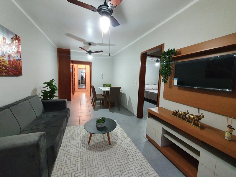 NO CENTRO DA PRAIA 2 DORMS., POR 390 Mil 48 X P/ PAGAR: 1ª foto da galeria de imagens do imóvel