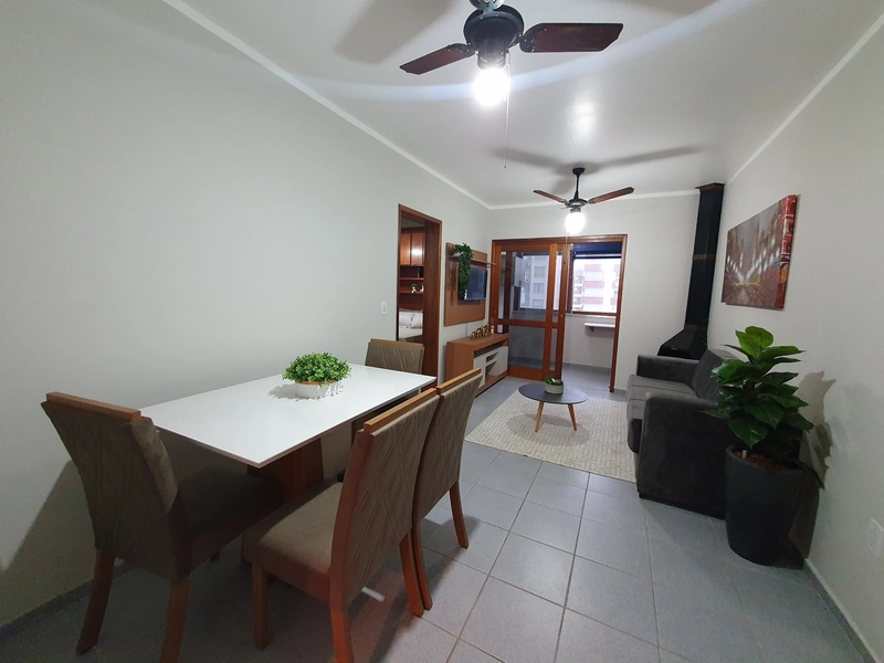 NO CENTRO DA PRAIA 2 DORMS., POR 390 Mil 48 X P/ PAGAR: 7ª foto da galeria de imagens do imóvel