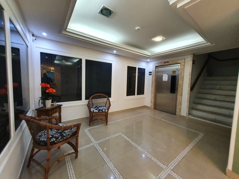 NO CENTRO DA PRAIA 2 DORMS., POR 390 Mil 48 X P/ PAGAR: 2ª foto da galeria de imagens do imóvel