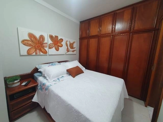 JUNTO A AVENIDA RUDÁ: 15ª foto da galeria de imagens do imóvel