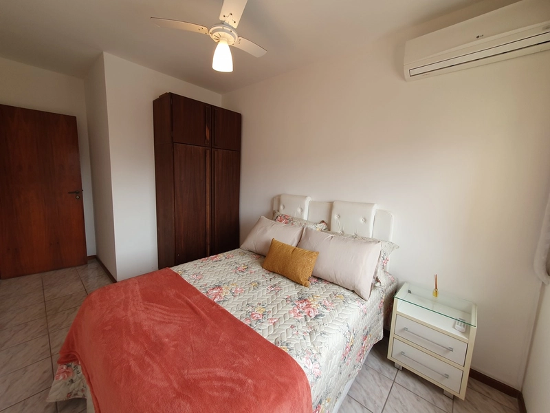 NO CENTRO DA PRAIA PERTO DE TUDO !! IMPERDÍVEL: 2ª foto da galeria de imagens do imóvel