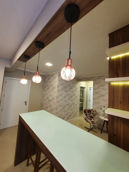 EDIFÍCIO FRENTE PRAÇA C/ PISCINA  APTO 2 DORMS., MOBILIADO: 6ª foto da galeria de imagens do imóvel