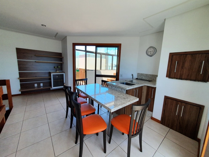 BELÍSSIMA COBERTURA 240M² ÁREA FRENTE MAR E PRAÇA BASSANI: 7ª foto da galeria de imagens do imóvel