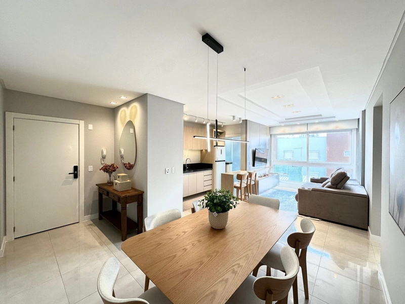 LIndo Apartamento no centro da cidade ao lado da Praça da Igreja: 3ª foto da galeria de imagens do imóvel