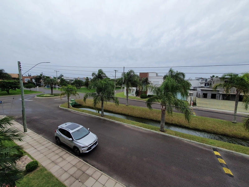 CONDADO DE CAPÃO SOBRADO DE ESQUINA FRENTE AVENIDA DECORADO: 3ª foto da galeria de imagens do imóvel