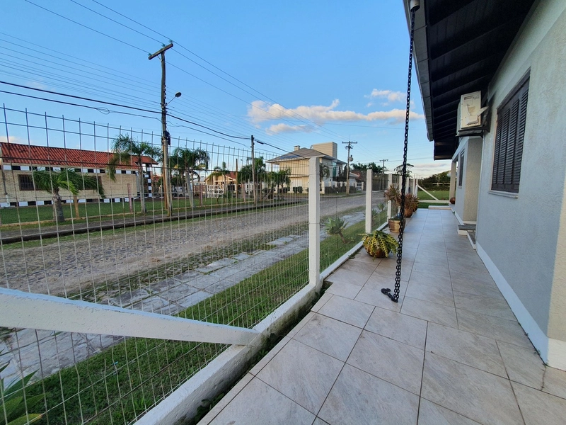LINDO SOBRADO DE ESQUINA AVENIDA C/ PISCINA: 2ª foto da galeria de imagens do imóvel