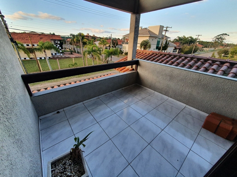 LINDO SOBRADO DE ESQUINA AVENIDA C/ PISCINA: 4ª foto da galeria de imagens do imóvel
