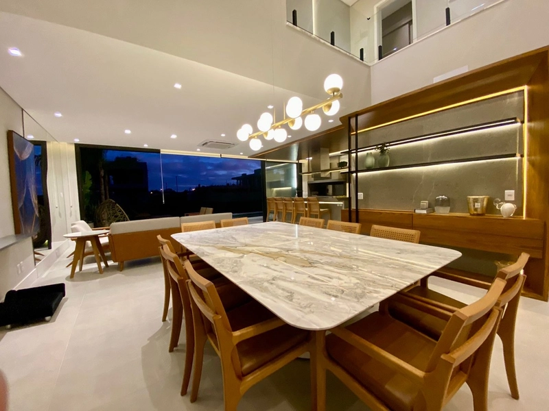 SOBRADO LUXUOSO !! BEIRA LAGO C/ PISCINA: 4ª foto da galeria de imagens do imóvel