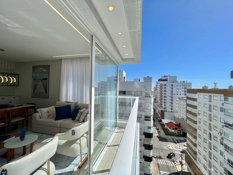 APTO FINAMENTE DECORADO !! JUNTO AVENIDA UBIRAJARA: 1ª foto da galeria de imagens do imóvel