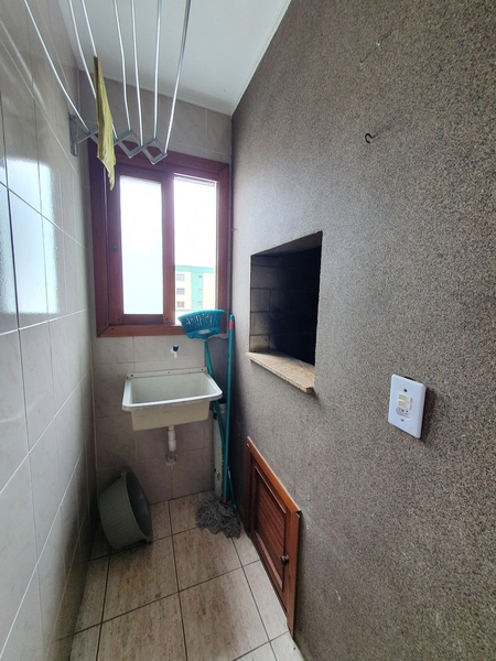 NO CENTRO DE CAPÃO !! 1 DORMITÓRIO C/ BOX DE ESTAC.: 3ª foto da galeria de imagens do imóvel