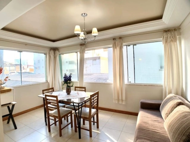 Apartamento junto a Praça Bassani: 4ª foto da galeria de imagens do imóvel