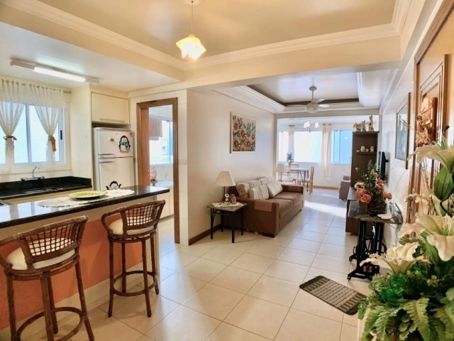 Apartamento junto a Praça Bassani: 1ª foto da galeria de imagens do imóvel