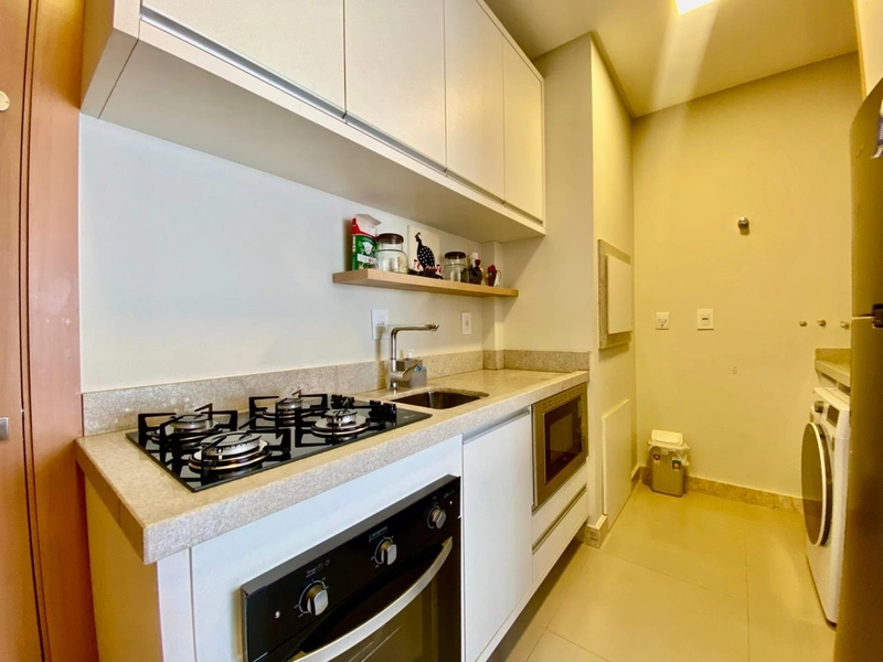 Apartamento com vista liberada: 2ª foto da galeria de imagens do imóvel