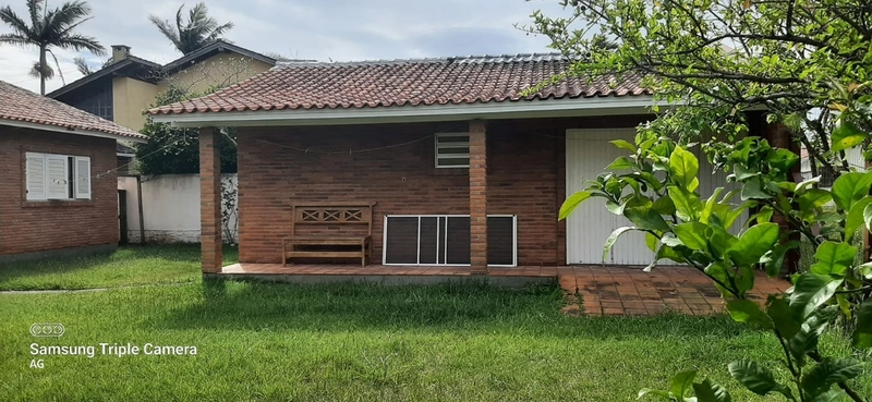 Casa em Atlântida: 4ª foto da galeria de imagens do imóvel