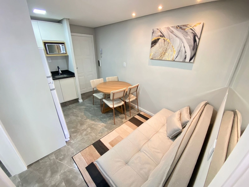 Apartamento no centro da cidade: 6ª foto da galeria de imagens do imóvel