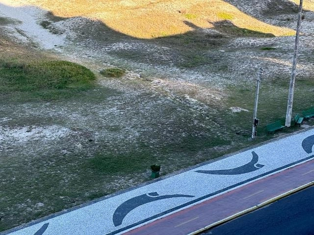 NA BEIRA MAR: 35ª foto da galeria de imagens do imóvel