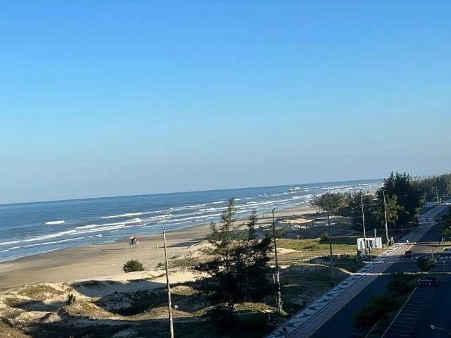 NA BEIRA MAR: 33ª foto da galeria de imagens do imóvel