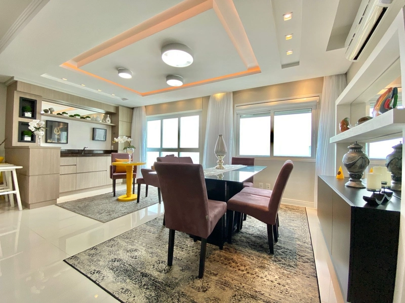 Apartamento diferenciado à beira mar com infra!