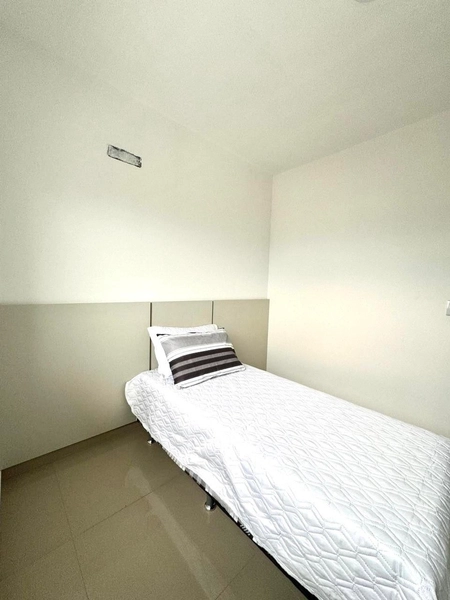 VISTA LIBERADA EM PRÉDIO NOVO: 11ª foto da galeria de imagens do imóvel