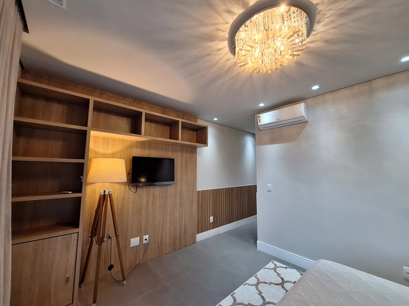 CONDOMÍNIO DE ALTO PADRÃO !! LINDA CASA BEIRA LAGO DECORADA: 20ª foto da galeria de imagens do imóvel