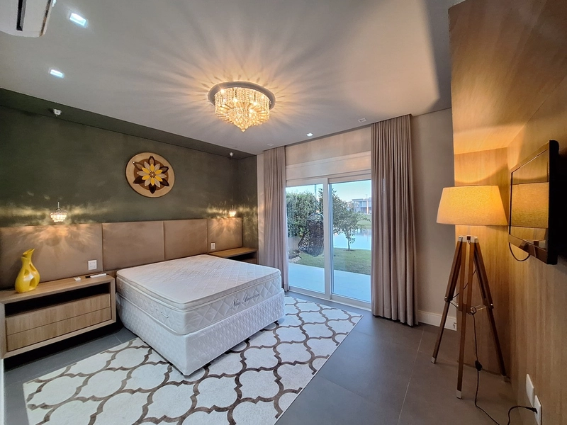 CONDOMÍNIO DE ALTO PADRÃO !! LINDA CASA BEIRA LAGO DECORADA: 17ª foto da galeria de imagens do imóvel