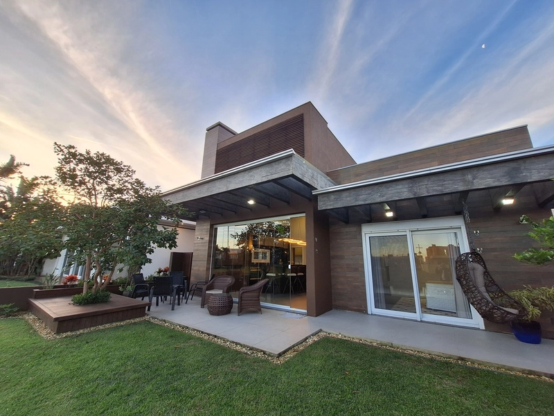 CONDOMÍNIO DE ALTO PADRÃO !! LINDA CASA BEIRA LAGO DECORADA: 15ª foto da galeria de imagens do imóvel