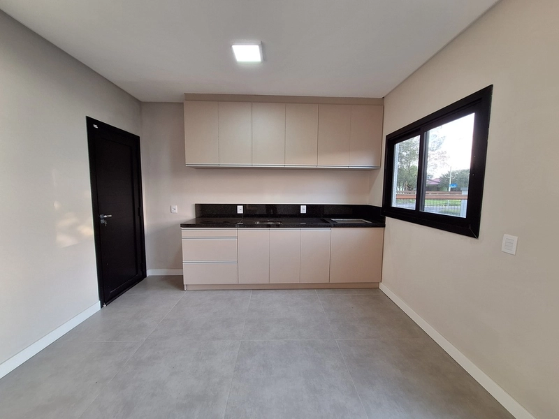 CASA NOVA !! Á VENDA: 8ª foto da galeria de imagens do imóvel