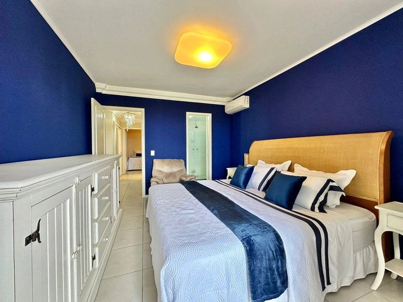 APARTAMENTO À VENDA COM VISTA PARA O MAR E PRAÇA .: 3ª foto da galeria de imagens do imóvel